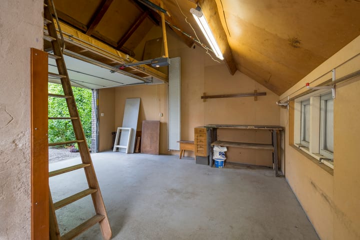 Foto 24 van Van Twillerstraat 16