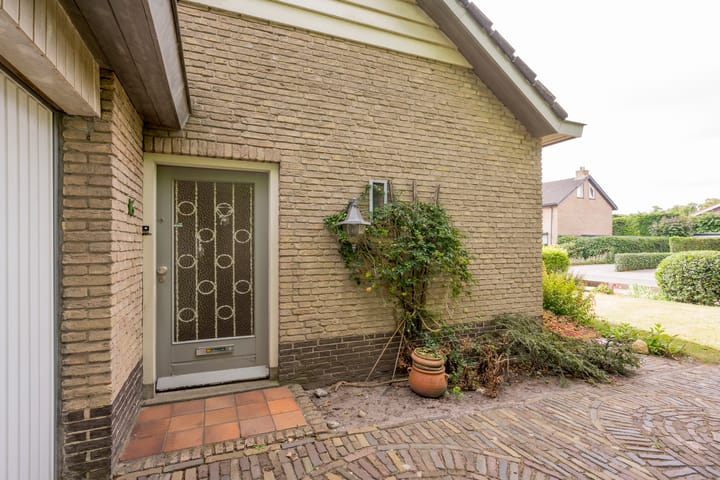 Foto 28 van Van Twillerstraat 16