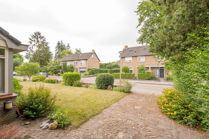 Foto 29 van Van Twillerstraat 16