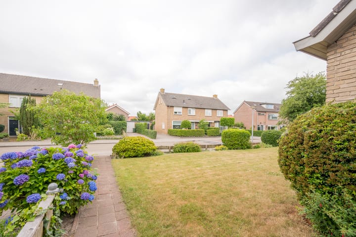 Foto 31 van Van Twillerstraat 16