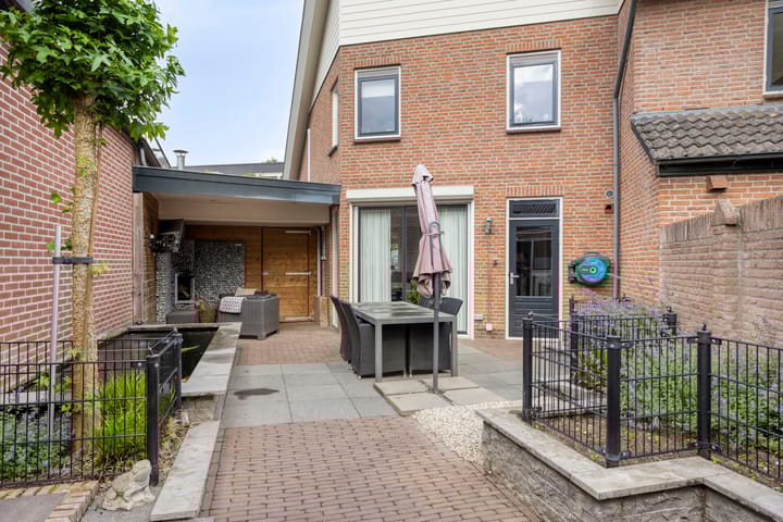 Foto 24 van Stationsstraat 8-A