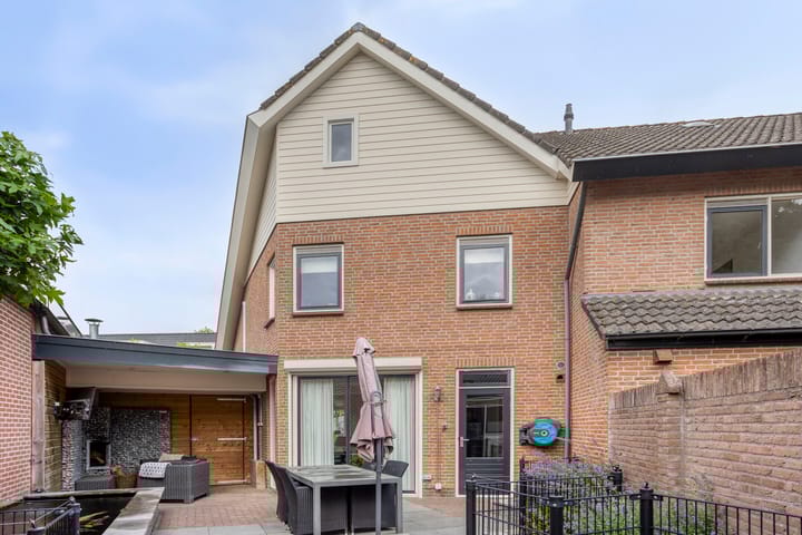 Foto 27 van Stationsstraat 8-A