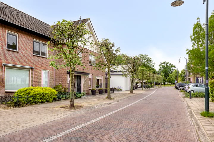 Foto 32 van Stationsstraat 8-A