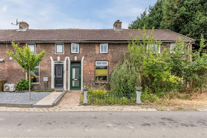 Foto 1 van Zennewijnenseweg 9