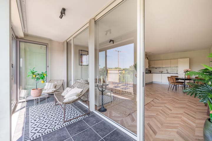 Photo 4 of Jan Tooropstraat 523