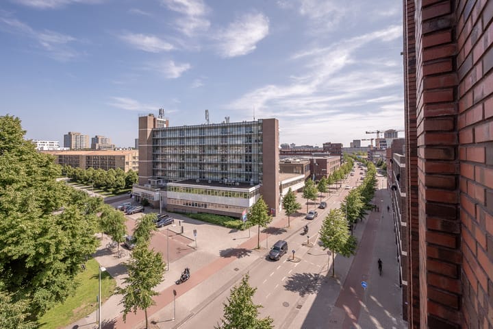 Photo 19 of Jan Tooropstraat 523