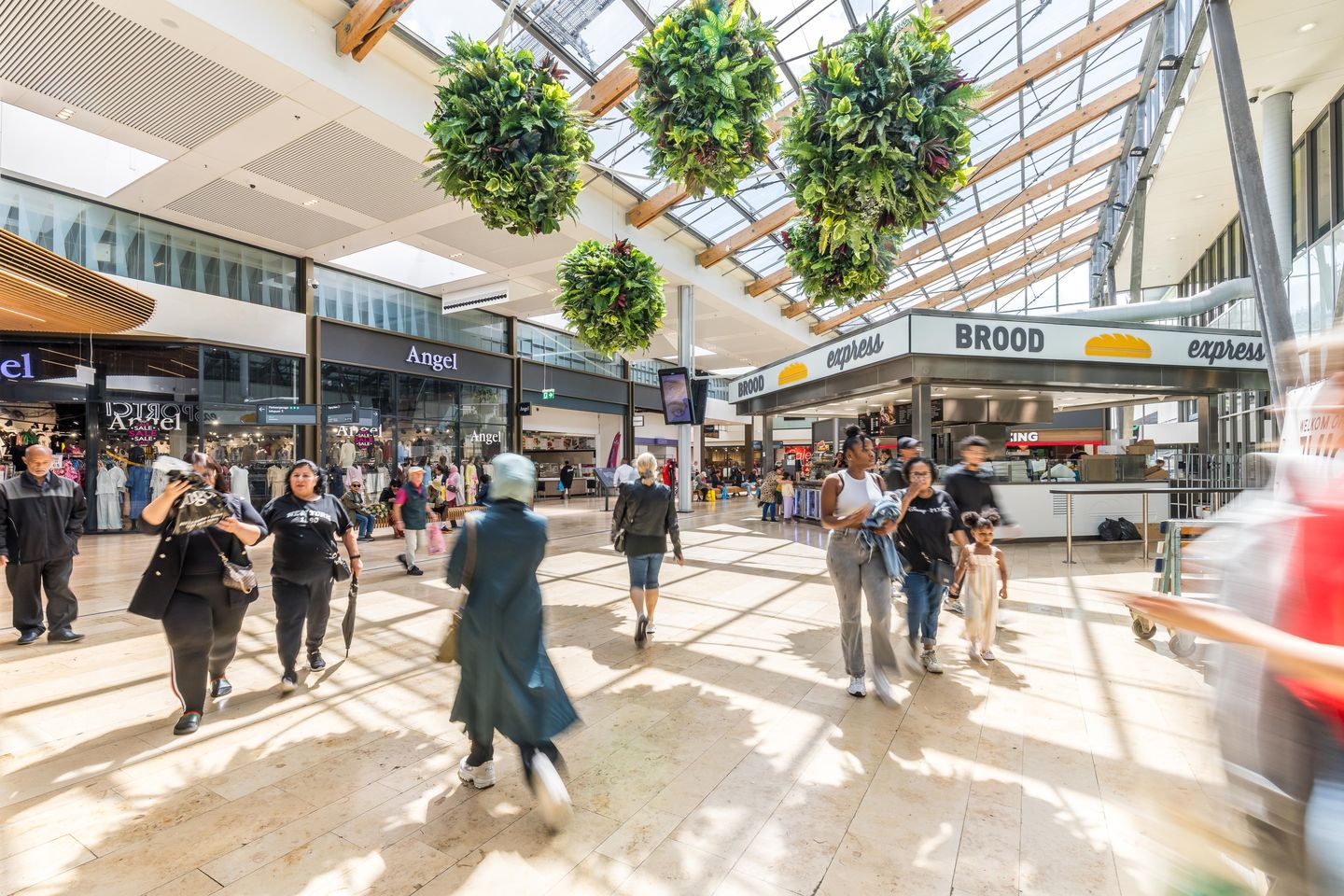 View photo 1 of Zuidplein Hoog 797