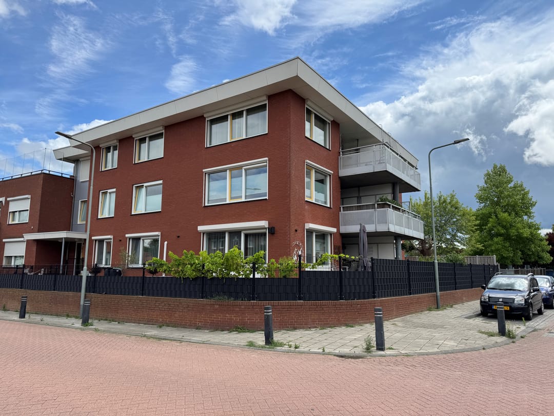 Foto 1 van Kerklaan 10