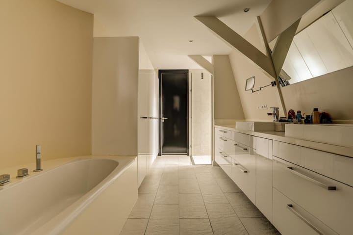 Foto 15 van Derde Helmersstraat 47-D2