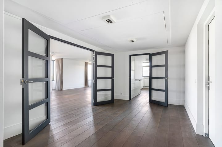 Foto 14 van Van Leijenberghlaan 44