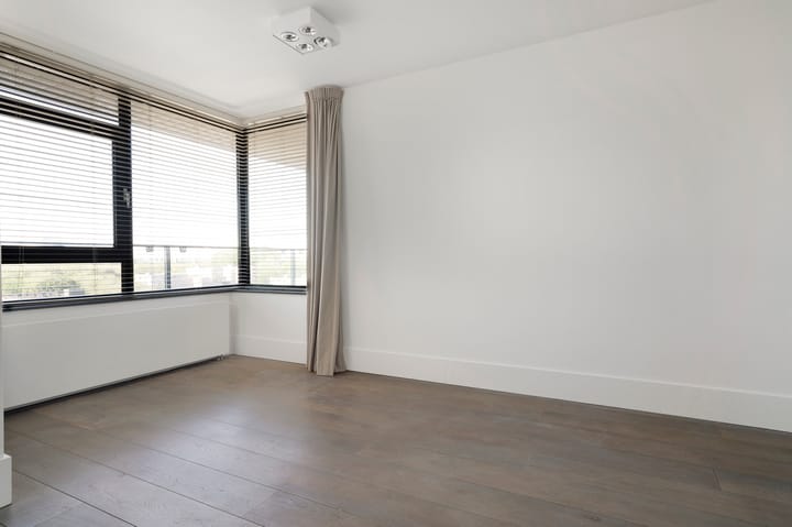 Foto 26 van Van Leijenberghlaan 44