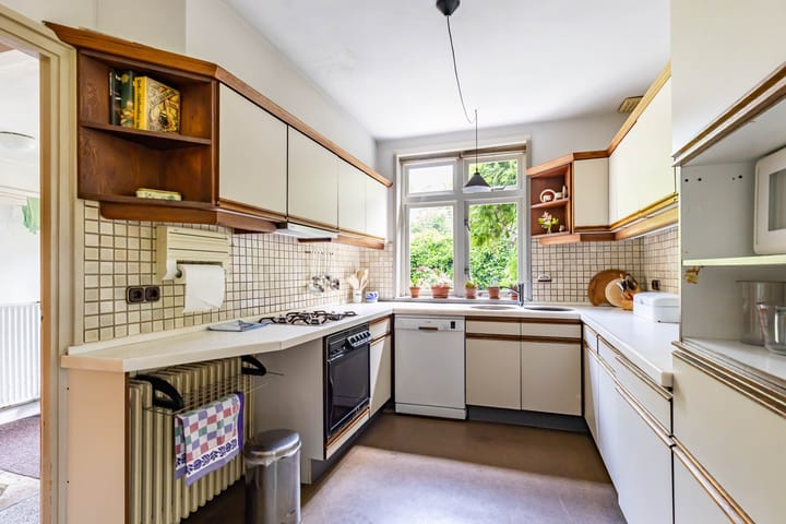 Photo 22 of Middellaan 2