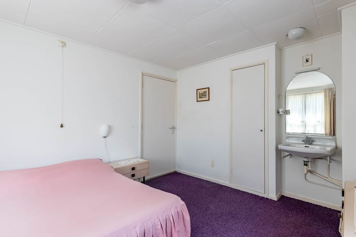 Photo 35 of Middellaan 2