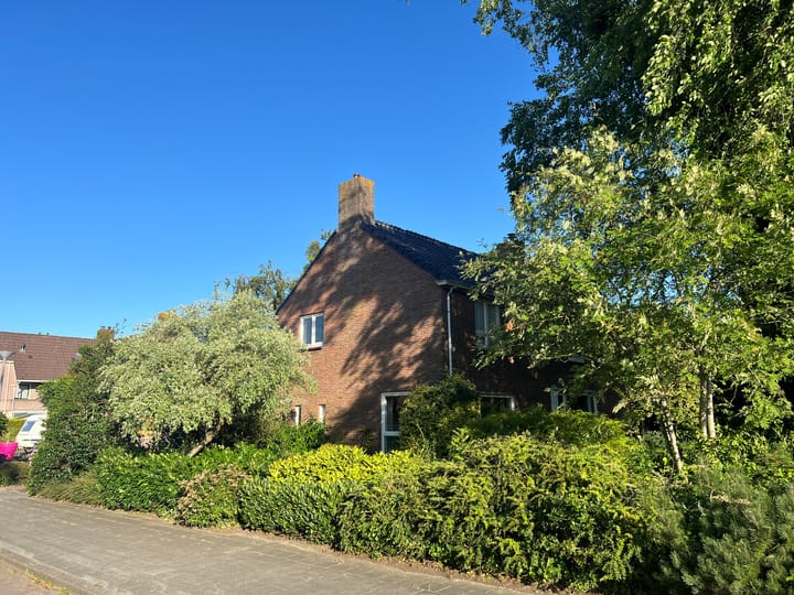 Photo 66 of Middellaan 2