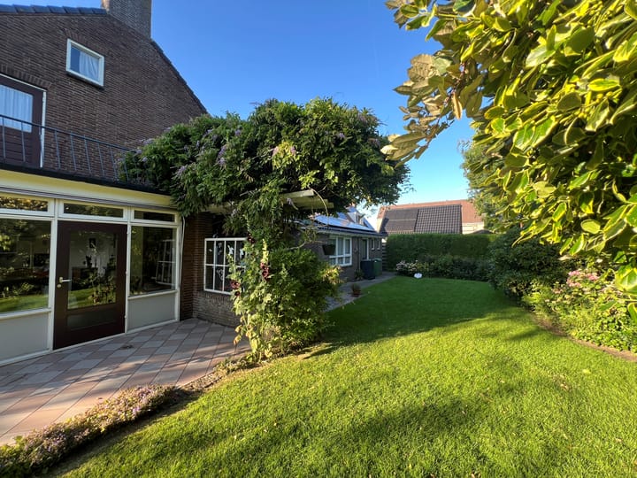 Photo 75 of Middellaan 2