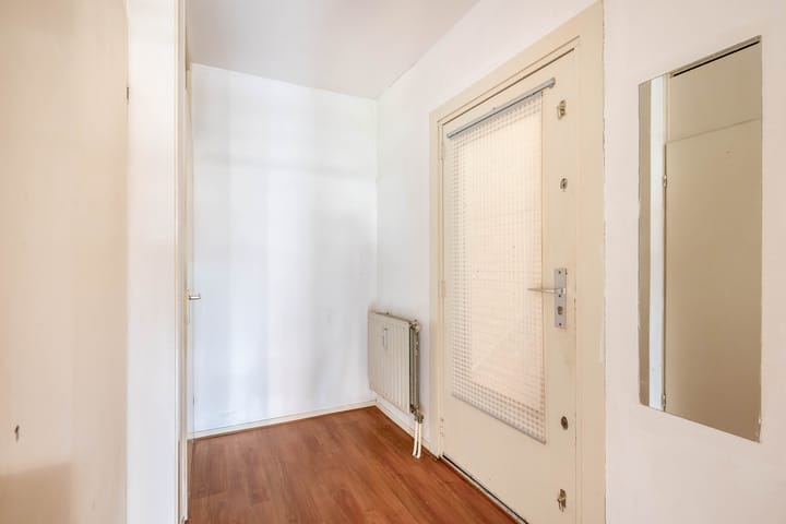 Photo 8 of Stroveer 79