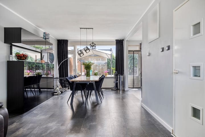 Foto 8 van Dr. Schaepmanlaan 11