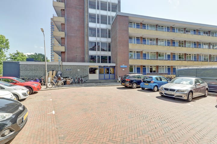 Foto 2 van Van Adrichemstraat 49