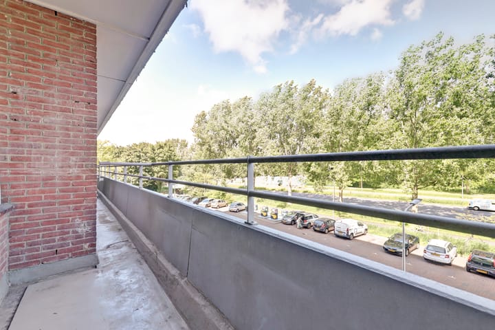 Foto 11 van Van Adrichemstraat 49