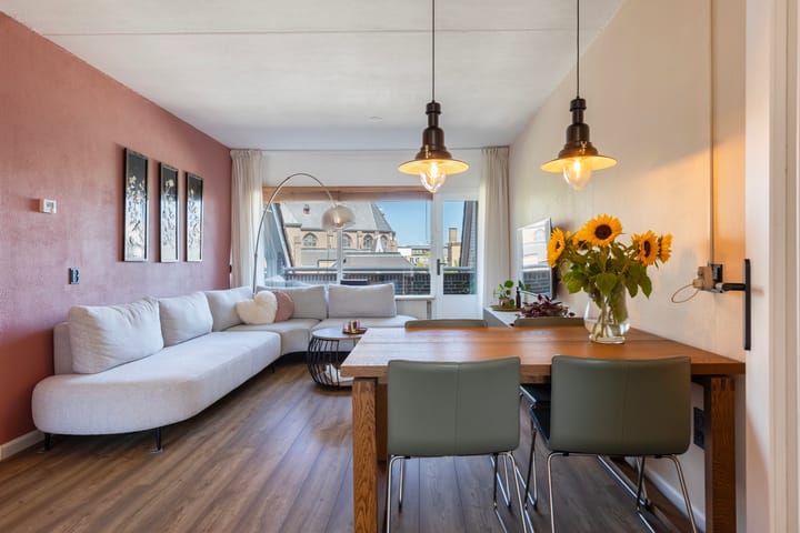 Photo 2 of Stationsdwarsstraat 152