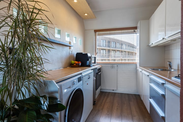 Photo 9 of Stationsdwarsstraat 152