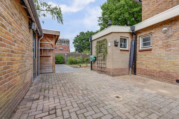 Photo 36 of Generaal Chassélaan 16