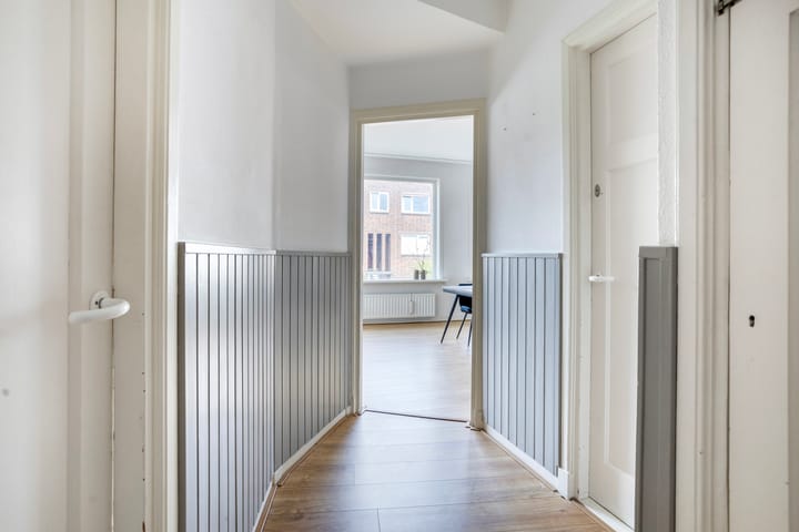 Foto 8 van Van Royenlaan 46-A