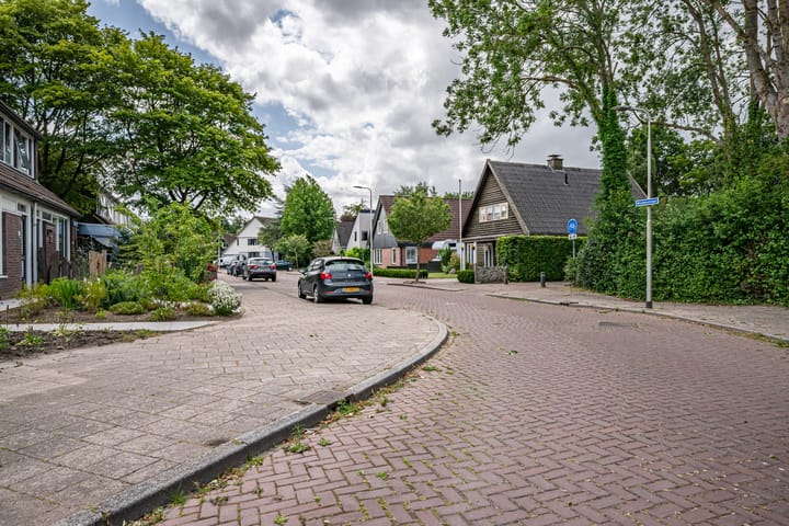 Foto 44 van Muidenstraat 10