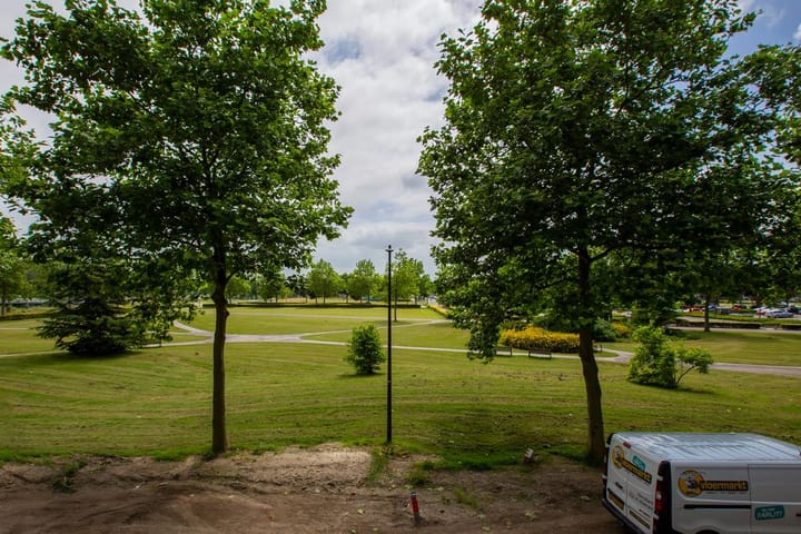 Photo 19 of Buenos Airesstraat 125