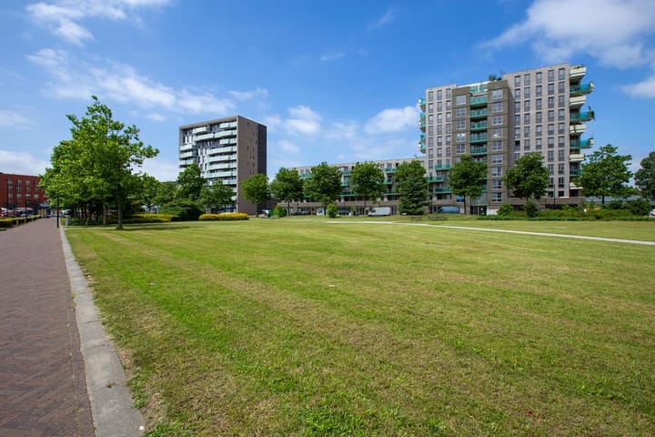 Photo 21 of Buenos Airesstraat 125