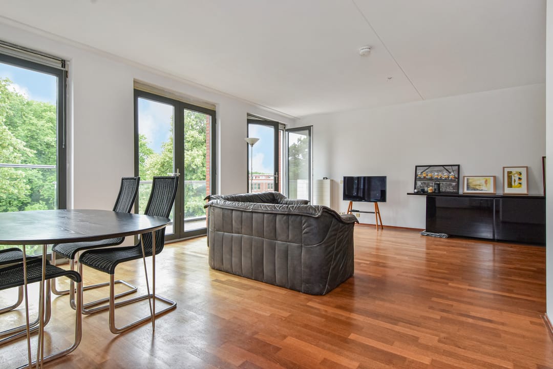 Photo 8 of Hoogeveenlaan 8-F