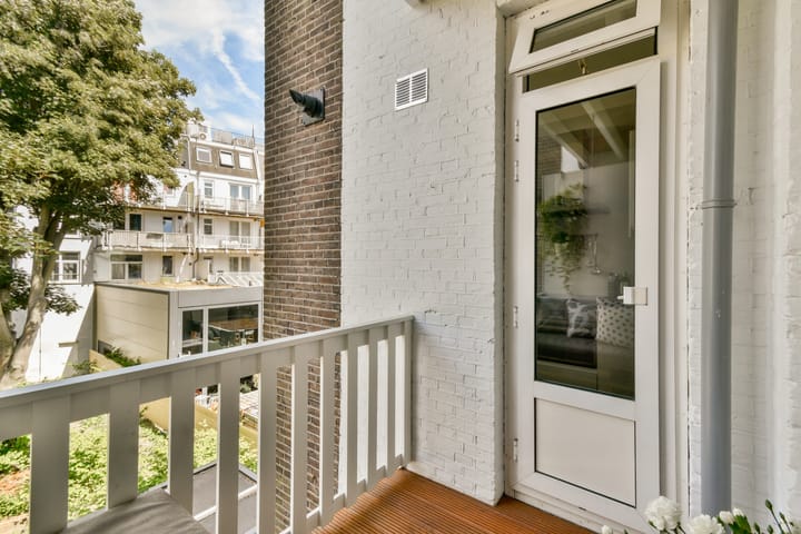 Photo 12 of Houtrijkstraat 220