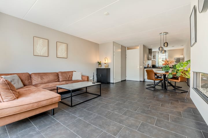 Foto 12 van Koningspage 62