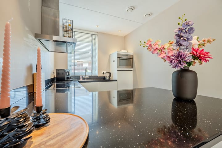 Foto 17 van Koningspage 62