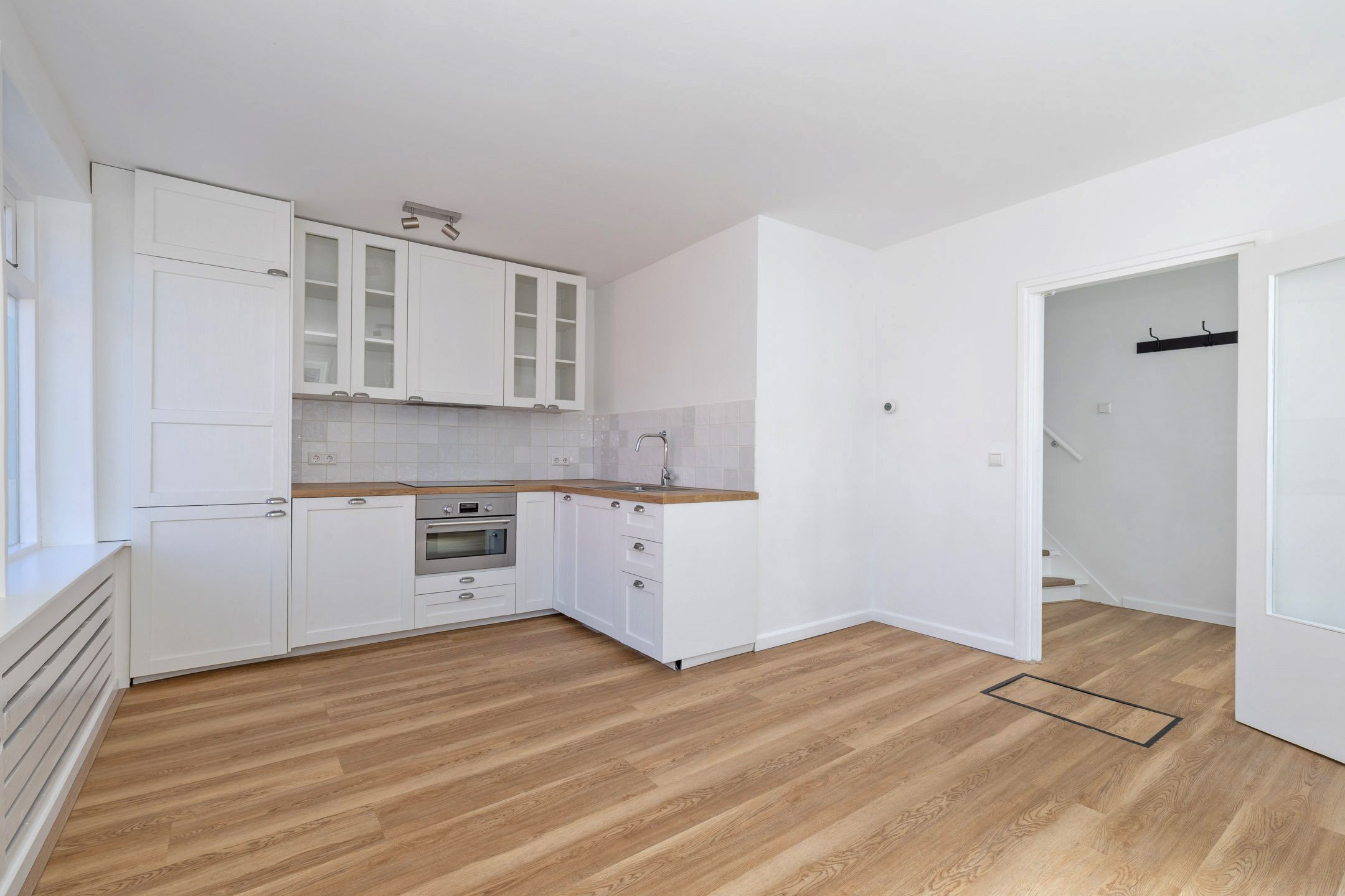 Foto 9 van Julianastraat 12