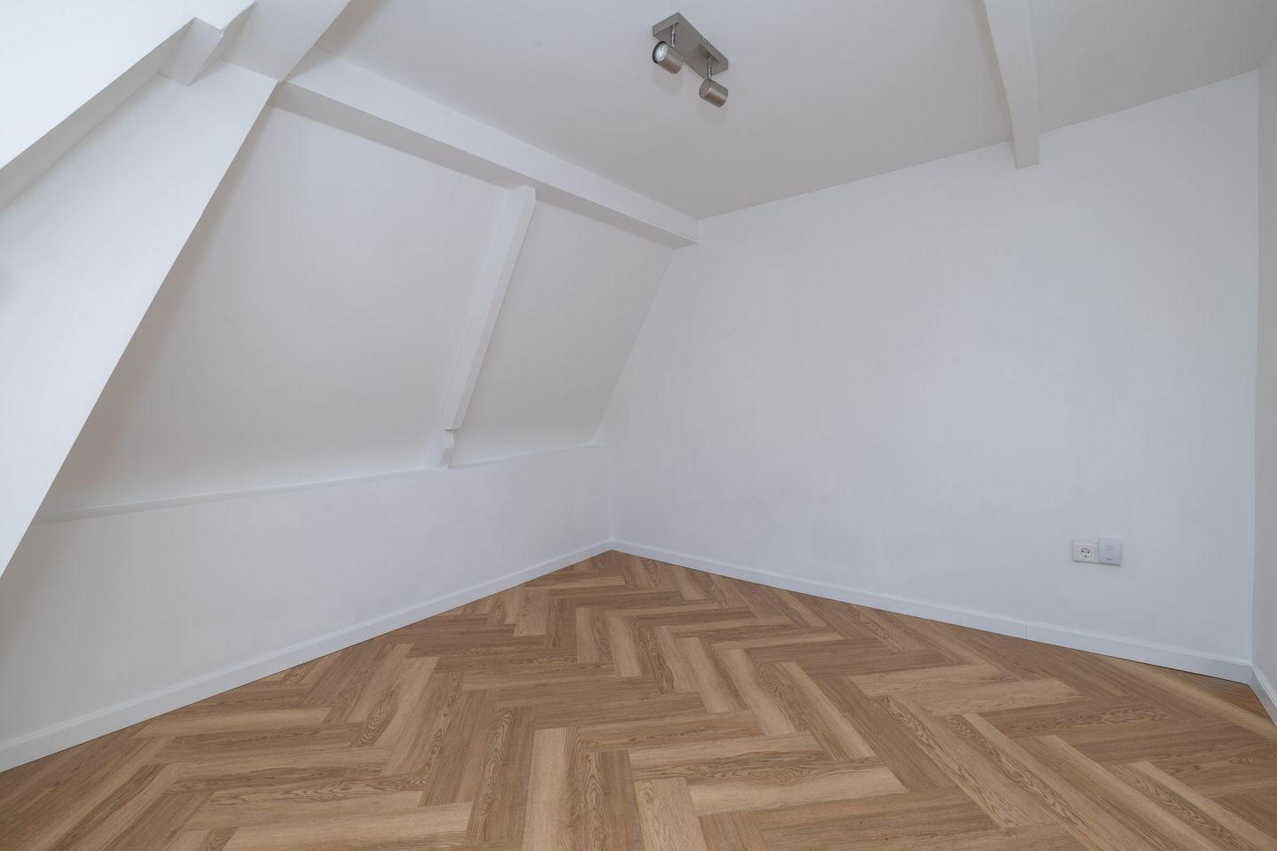 Foto 14 van Julianastraat 12