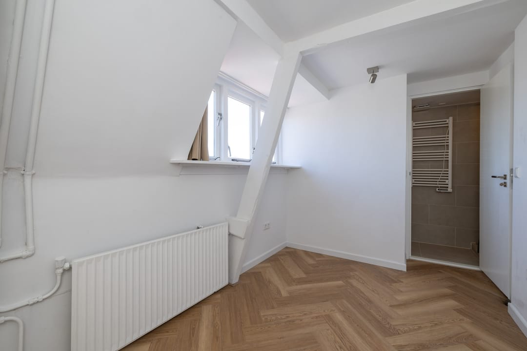 Foto 16 van Julianastraat 12