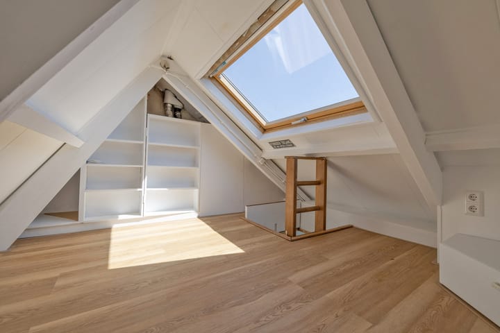 Foto 18 van Julianastraat 12