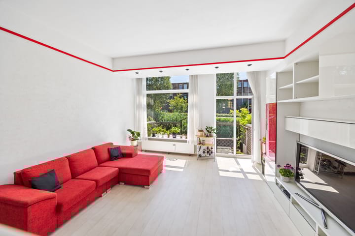 Foto 13 van Weigeliapark 7