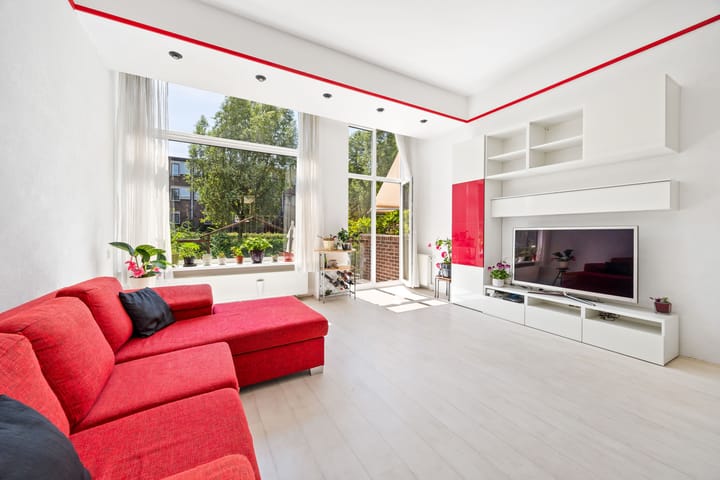 Foto 14 van Weigeliapark 7