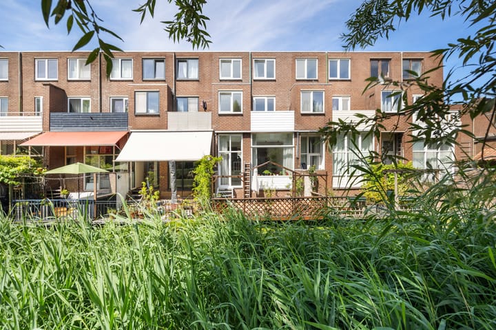 Foto 36 van Weigeliapark 7