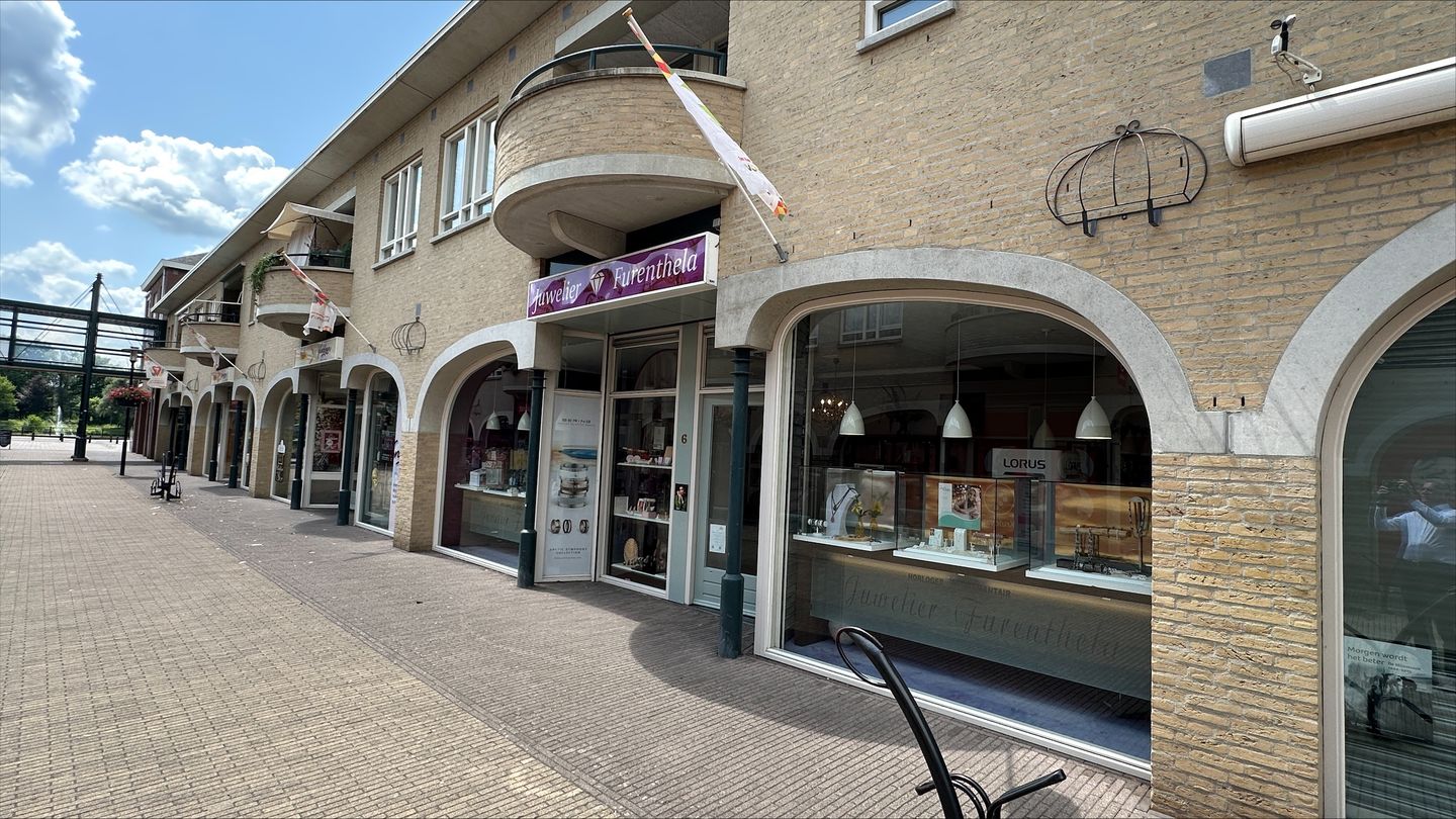 View photo 2 of Furenthela 6