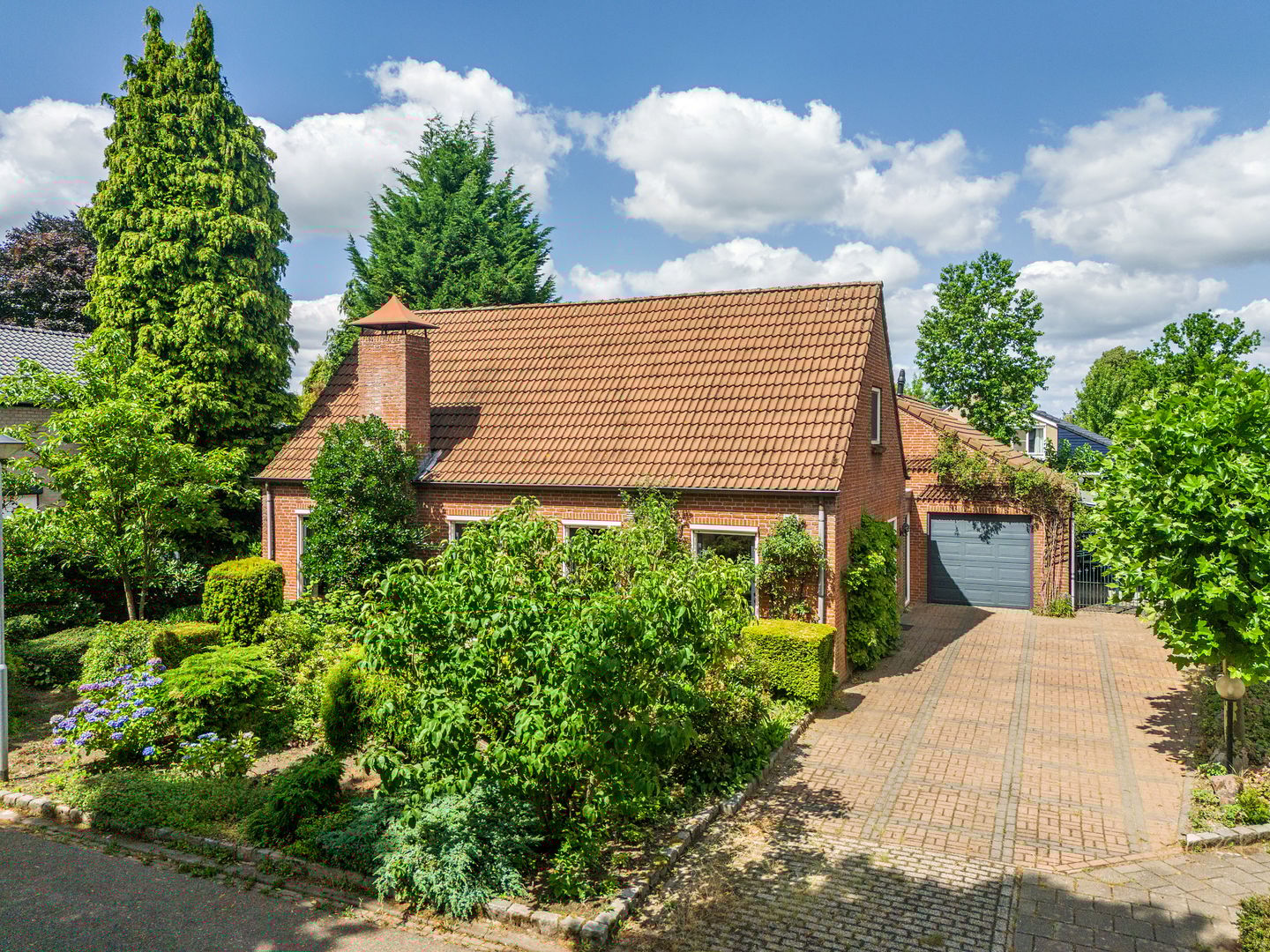 Photo 4 of Liviuslaan 8