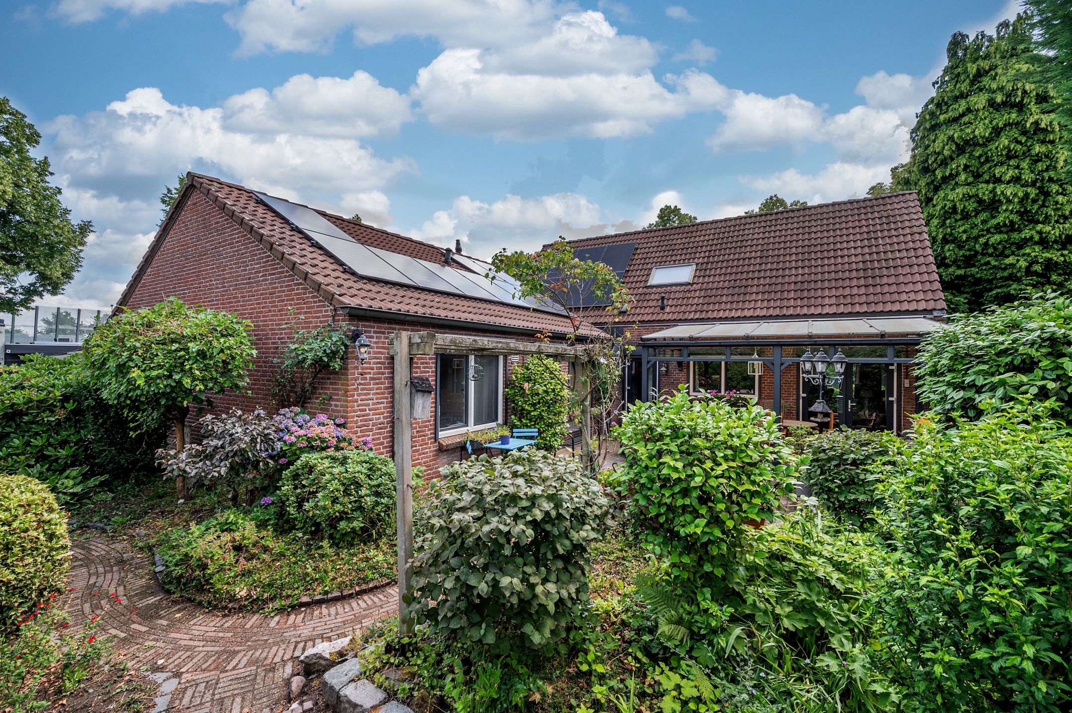 Photo 42 of Liviuslaan 8