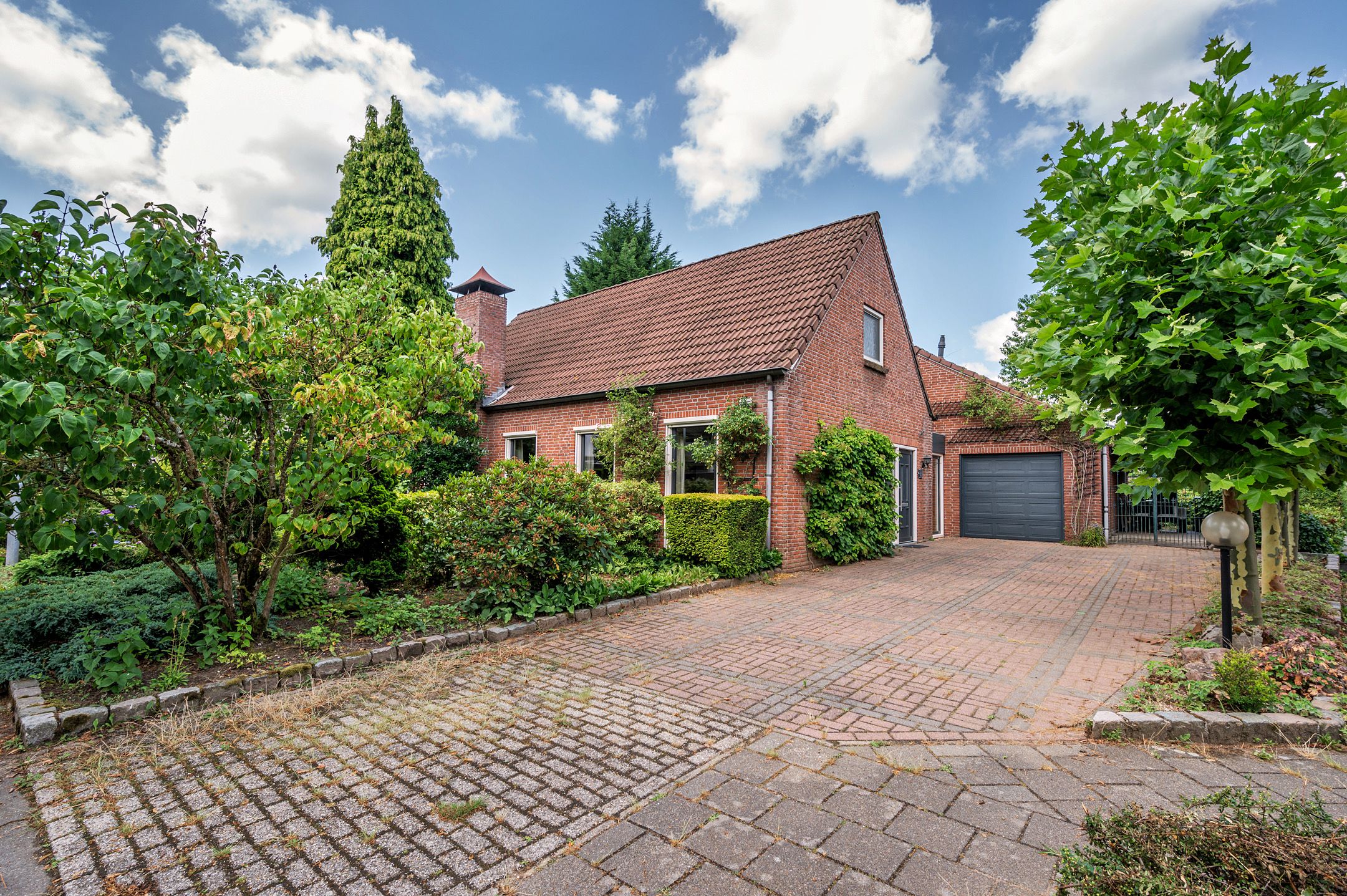 Photo 51 of Liviuslaan 8