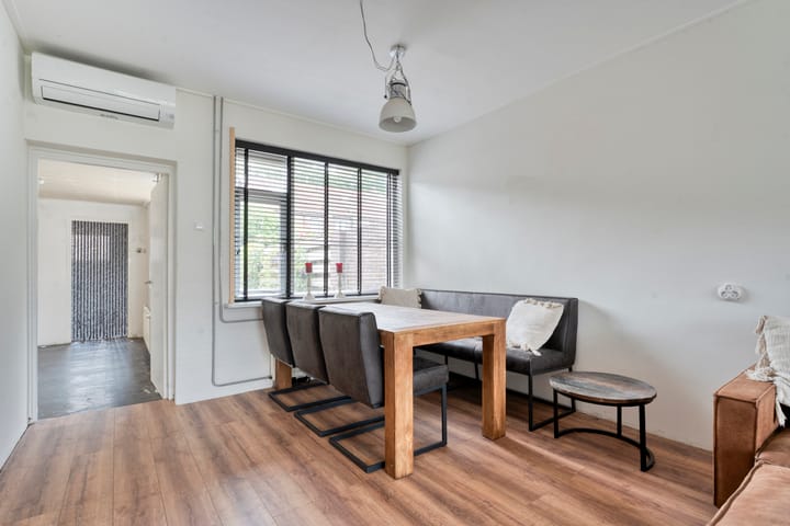 Foto 12 van Meidoornplein 26