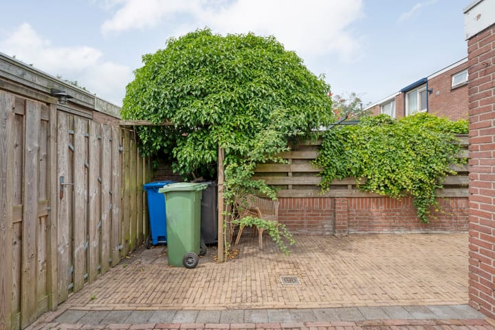 Foto 32 van Meidoornplein 26