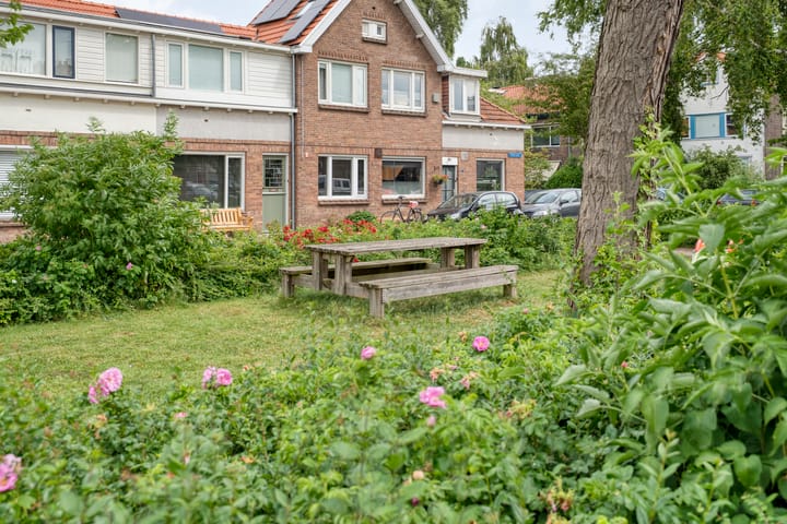 Foto 35 van Meidoornplein 26