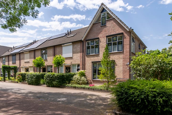 Foto 41 van Van Veldekelaan 2