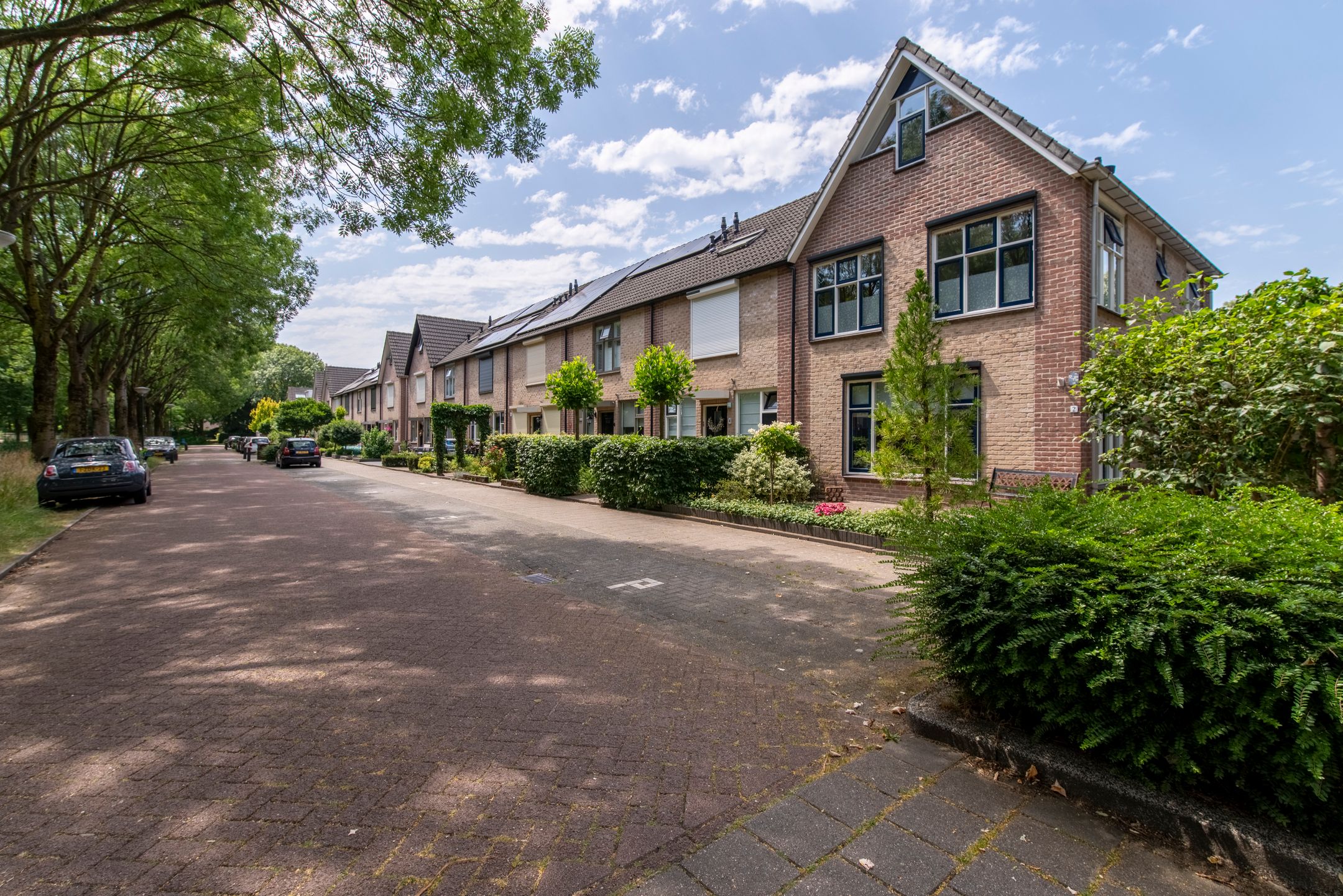 Foto 42 van Van Veldekelaan 2